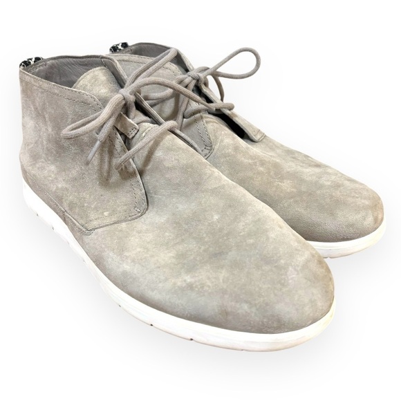 UGG men’s chukka boots light gray suede heel detail size 13.5 - Picture 1 of 8